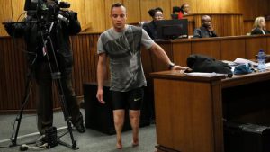 oscar-pistorius-camina