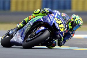 ELMOGP. Le Mans (France), 20/05/2017.- Italian Moto GP rider Valentino Rossi of Movistar Yamaha MotoGP during the qualifying session of the French motorcycling Grand Prix at Le Mans race track, Le Mans, France, 20 May 2017. (Ciclismo, Motociclismo, Francia) EFE/EPA/EDDY LEMAISTRE